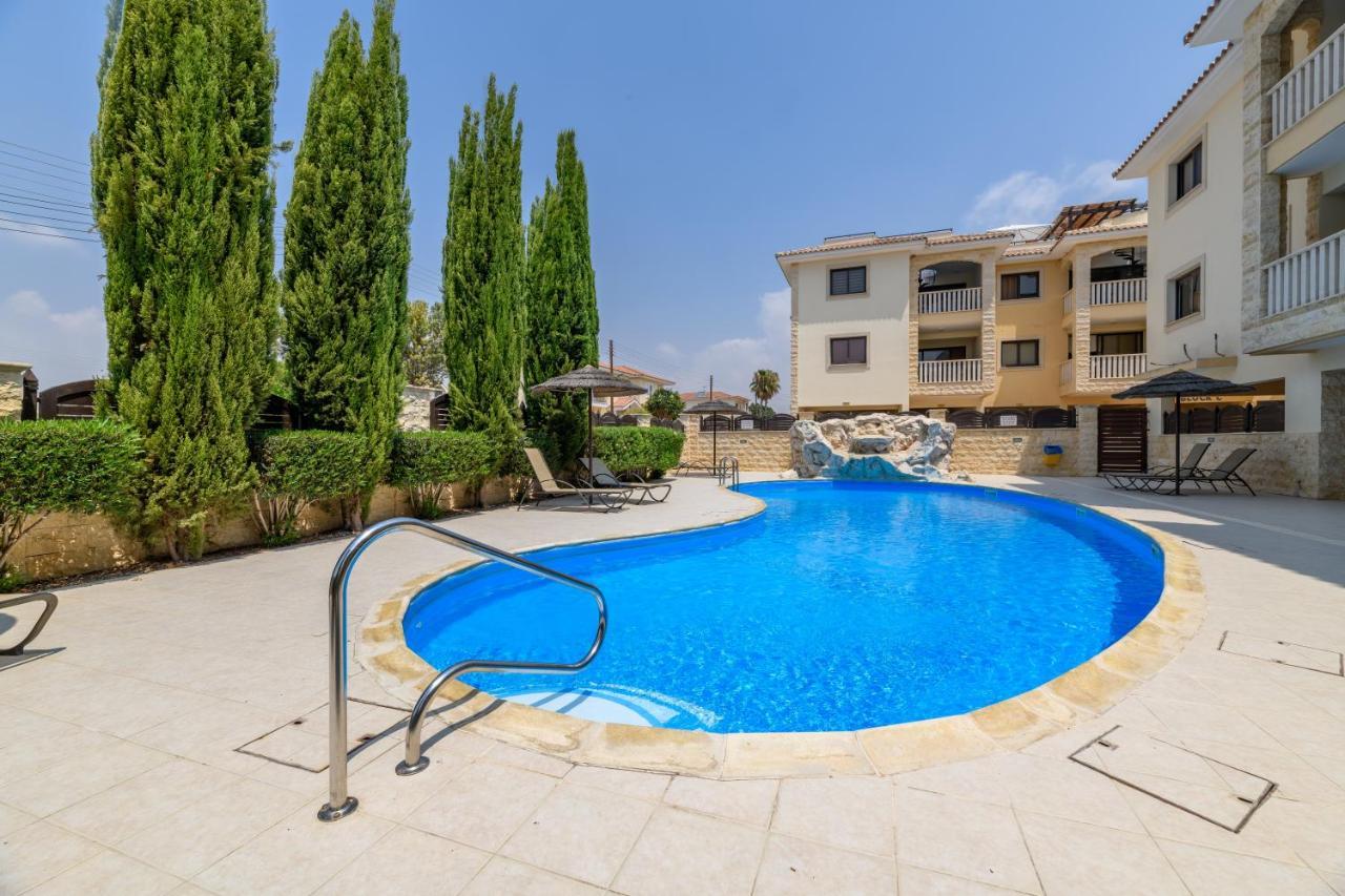 Blue Serenity Complex Larnaca Exterior foto